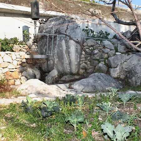 Apartments By The Sea Zavode, Omis - 5252