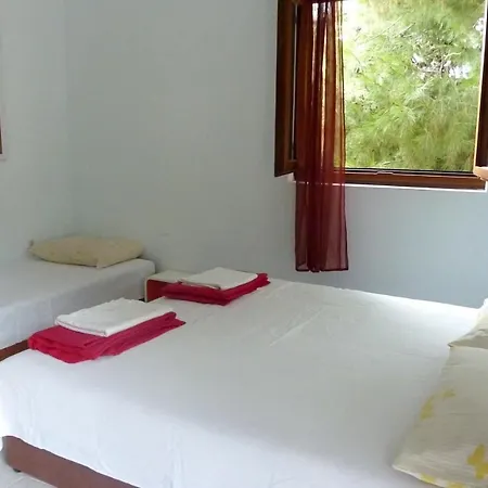 Apartments By The Sea Zavode, Omis - 5252